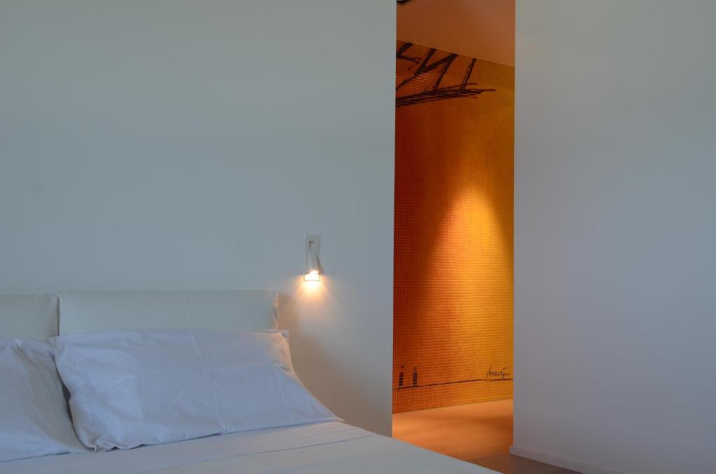 Moma Suites Private Beach Molfetta Habitación foto